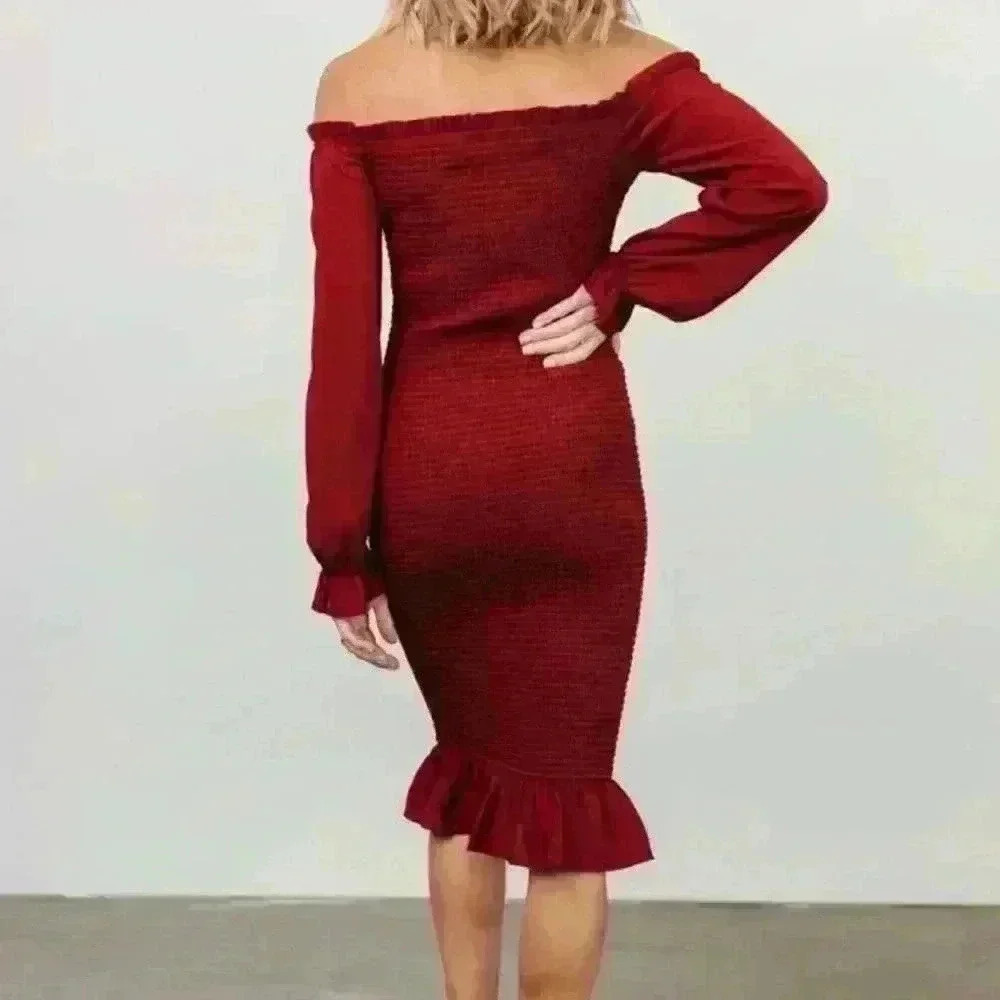 Gorgeous smocked body, off shoulder dress - Picture 5 of 6